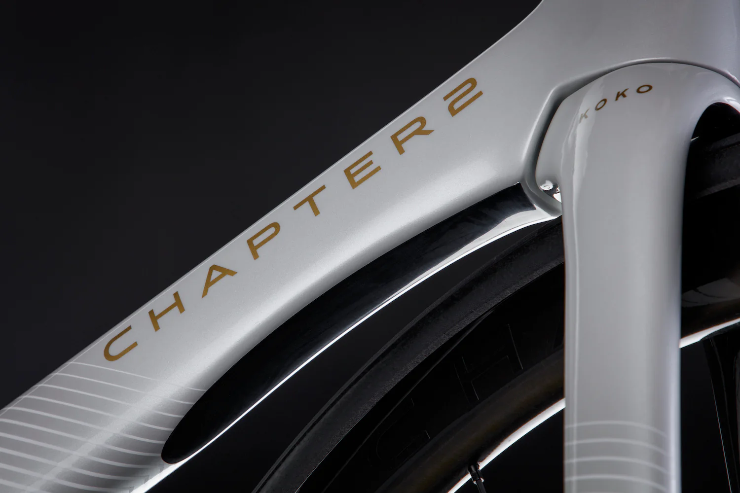 KOKO WHITE + GREY (TAURIPARIPA) - Image 17