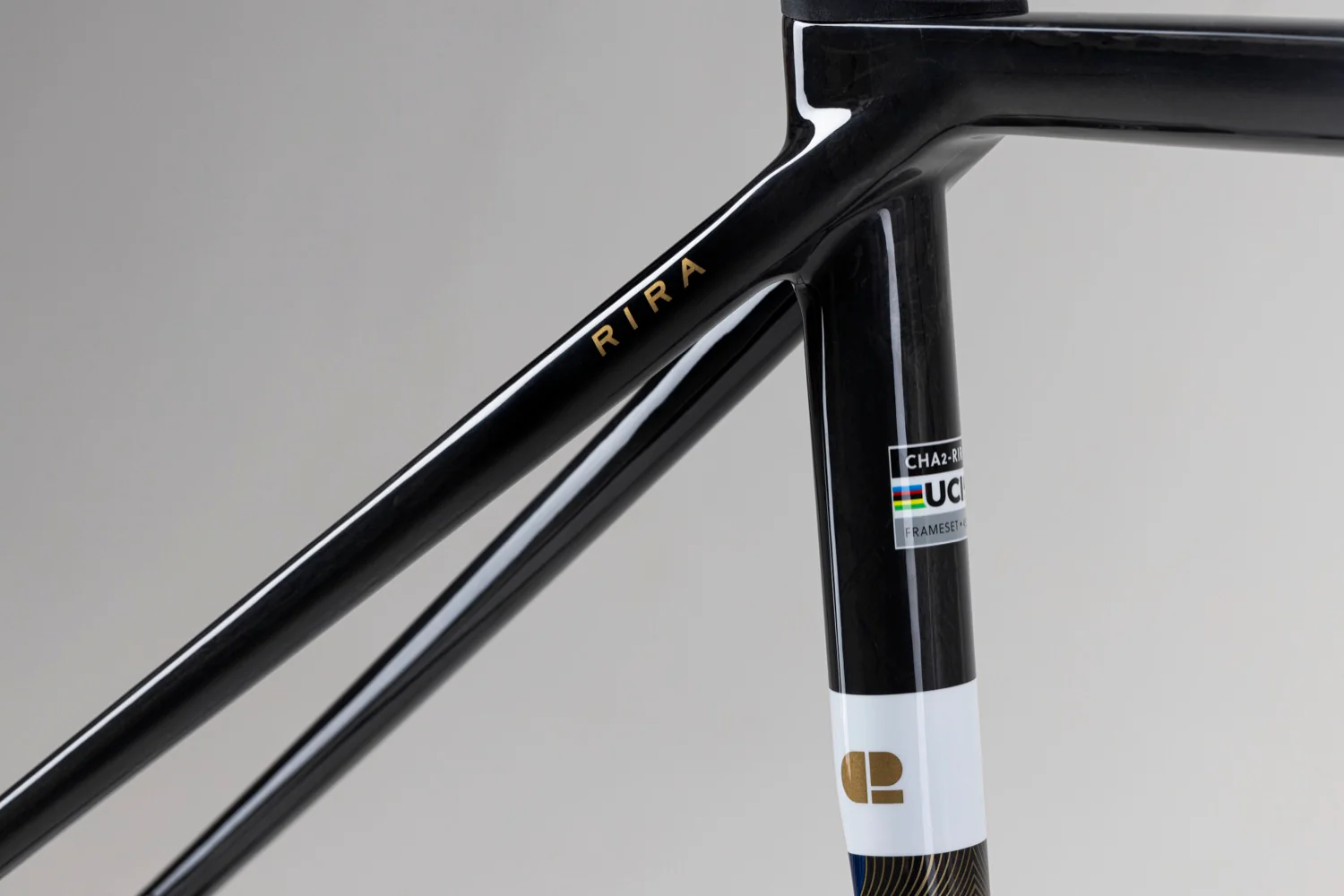 Chapter2 RIRA Frameset - WHITE FADE w/SWIRLS - Image 7