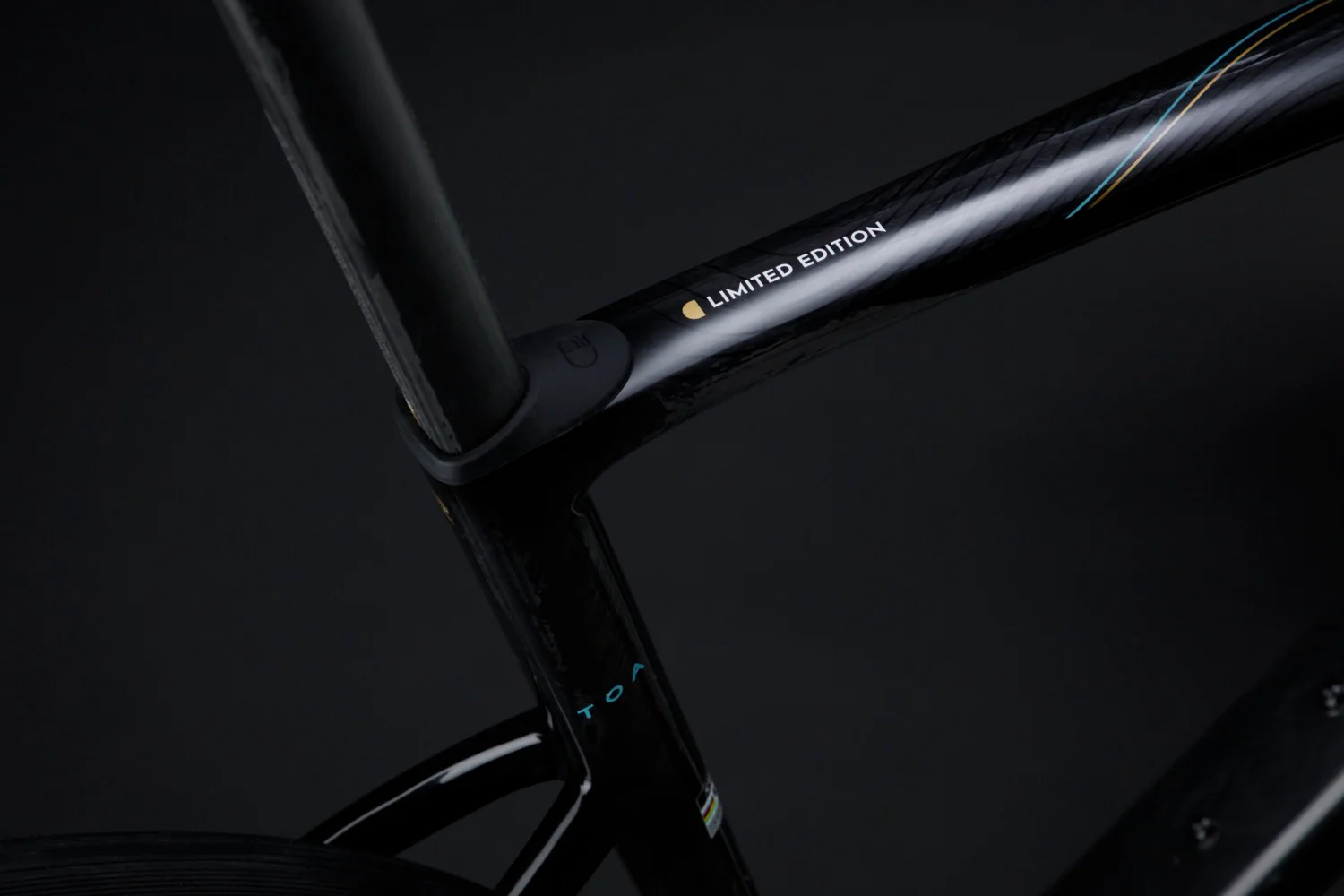 TOA BLACK + UD W/ GOLD (KOURA) - Image 11